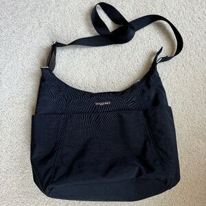 Black Baggalini Shoulder Bag Crossbody 14" x 10" x 5" Travel